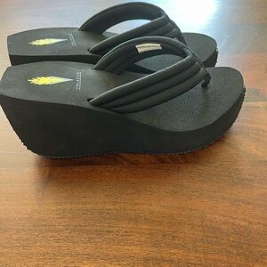 Volatile Women's Black Platform Sandals